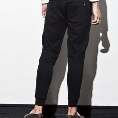 1PIU1UGUALE3 RELAX(ウノピゥウノウグァーレトレ リラックス)スマートシルエット スウェット ジョガーパンツの画像