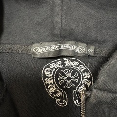 クロムハーツパーカーの画像