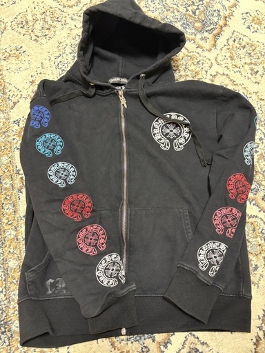 クロムハーツパーカー