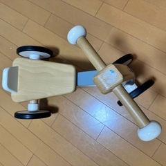 ボーネルンドの三輪車の画像