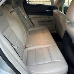 ⭐️極上車！DodgeダッジマグナムRT V8 カスタム多数！新車並行車⭐️ローン別途ご相談！交換も可能🉑の画像