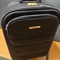 スーツケース大型（家族、連泊向け）の画像