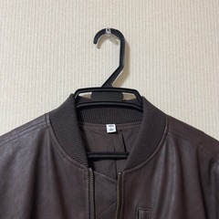 GUのアウター　Lサイズの画像