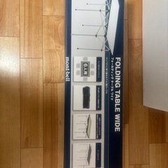 椅子　テーブルの画像