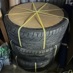 ロクサーニ　マルチフォケッタ　265/40.22インチ タイヤ4セットの画像