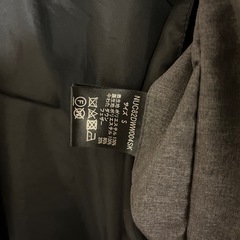 nano ダウンジャケット グレー　フード付きの画像