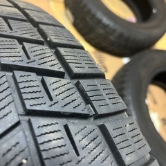 バリ溝ヨコハマスタッドレスタイヤ iG60 15インチセリアル2022年の画像