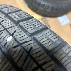 バリ溝ヨコハマスタッドレスタイヤ iG60 15インチセリアル2022年の画像