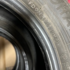 バリ溝ヨコハマスタッドレスタイヤ iG60 15インチセリアル2022年の画像