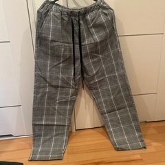 WE GOのTシャツとズボン3点セット
の画像