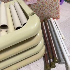 シューズ収納、収納ボックス、つっぱり棒の画像