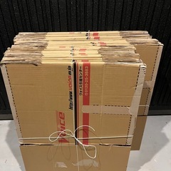 段ボール　M:34枚 S:30枚　計64枚＋食器梱包シートセットの画像