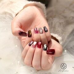 週一から働けるネイルサロンのネイリスト募集！シフト自由です！働いてるネイリストはお母さんのみの画像