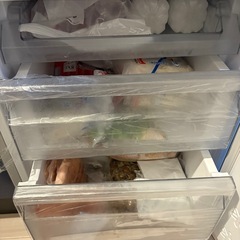 エルソニック 冷凍冷蔵庫 148L EH-R1482F（2021年製）無料でお譲りしますの画像