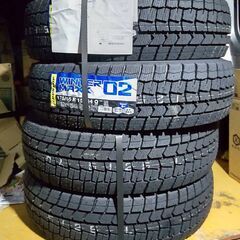 25年41週製　ダンロップ　WINTER MAXX 02 4本セット 　175/65R15 84Q　スタッドレスタイヤの画像