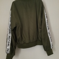 PINK LATTE ジャケット オリーブ色の画像