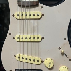 Squier by Fender Affinityストラトキャスターの画像