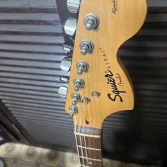 Squier by Fender Affinityストラトキャスターの画像