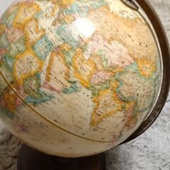 地球儀の画像
