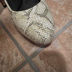 パイソン柄風パンプスの画像