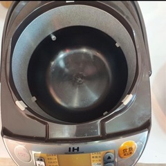 炊飯器ZOJIRUSHI（象印）の画像
