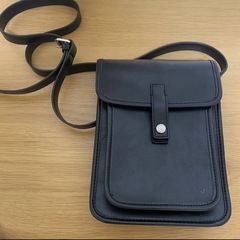 RAGEBLUE 柄シャツ　ショルダーバック
の画像