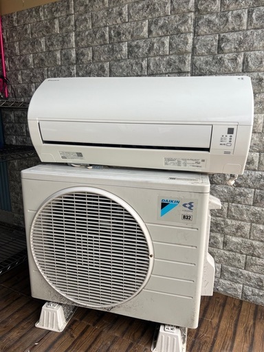 年末セール‼️早い者勝ち‼️ダイキンルームエアコン2017年