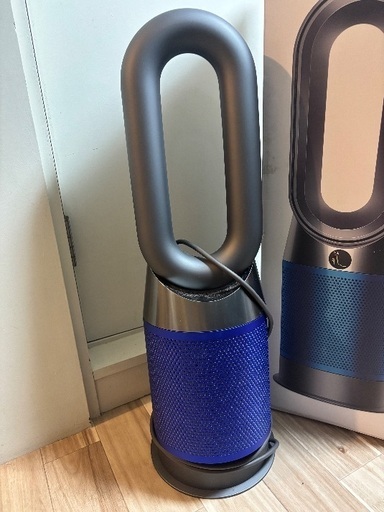 大幅値下げしました！冬も夏も使える万能！Dyson Purifier Hot + Cool HP07（ブルー）