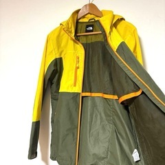 THE NORTH FACE　マウンテンパーカーの画像