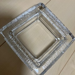 ガラス　灰皿の画像