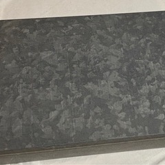 アンティークなブリキの衣装ケース（取手シルバー）の画像