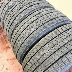 215/45/17冬VRX2の画像