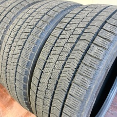 215/45/17冬VRX2の画像