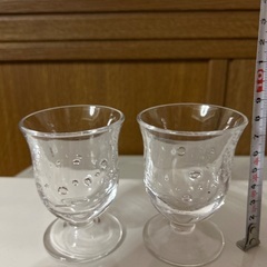雑貨屋さんで購入　味のある気泡入り　ミニグラス？　お猪口？　２個の画像