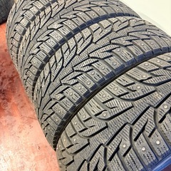スパイク❗️215/45/17ハンコックの画像