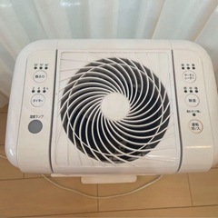 アイリス　衣類乾燥除湿機　IJDC-K80-Wの画像