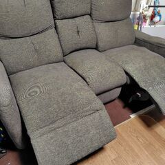 電動リクライニングソファーの画像