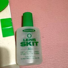 富士フィルム レンズスキット＆クリーニングペーパーセット（メガネ・カメラ用）の画像