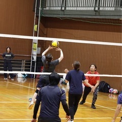 \\12/5(金)！🏐// 楽しくバレーボールしませんか？！