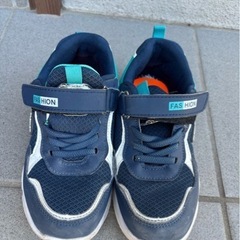 スニーカー　2足セット　20 21センチの画像