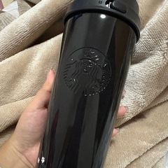 ｽﾀﾊﾞ×ﾊﾛｳｨﾝ2025黒猫ｽﾃﾝﾚｽﾎﾞﾄﾙの画像