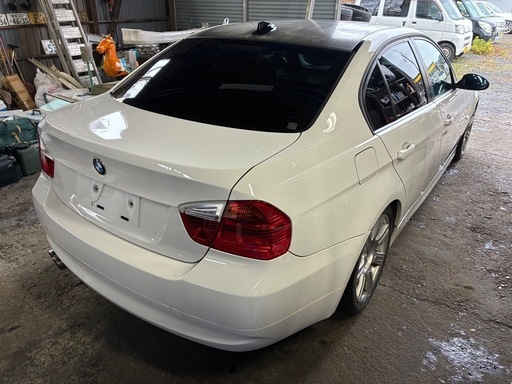 BMW E90 320I M SPORTS 80000Km AT FR
