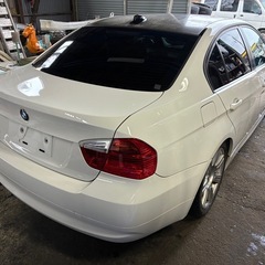 BMW E90 320I M SPORTS 80000Km AT FRの画像