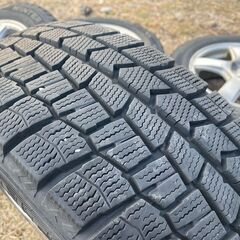 スタッドレス コンパクトカー なんでも使えます‼️ 185/60R15 東北東北6県無料配送対応‼️爆安‼️最終値下げ‼️①超超超バリ溝❗ 国産 ダンロップ製‼️ アルミ付き 国産 タイヤ !!　スタッドレス の画像