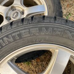 スタッドレス コンパクトカー なんでも使えます‼️ 185/60R15 東北東北6県無料配送対応‼️爆安‼️最終値下げ‼️①超超超バリ溝❗ 国産 ダンロップ製‼️ アルミ付き 国産 タイヤ !!　スタッドレス の画像