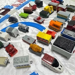 まとめ売り⭐️カプセルプラレール トーマス&レール ミニカーセット ガチャガチャの画像