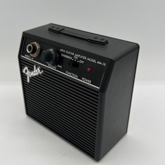 Fender フェンダー ミニアンプ MA-10の画像