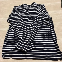 UNIQLOボーダートレーナーの画像