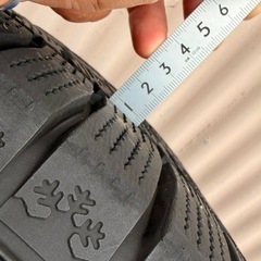 225/60R17 スタッドレスタイヤセット　アルファード　Rav4の画像