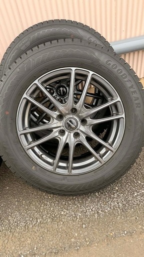 225/60R17 スタッドレスタイヤセット　アルファード　Rav4